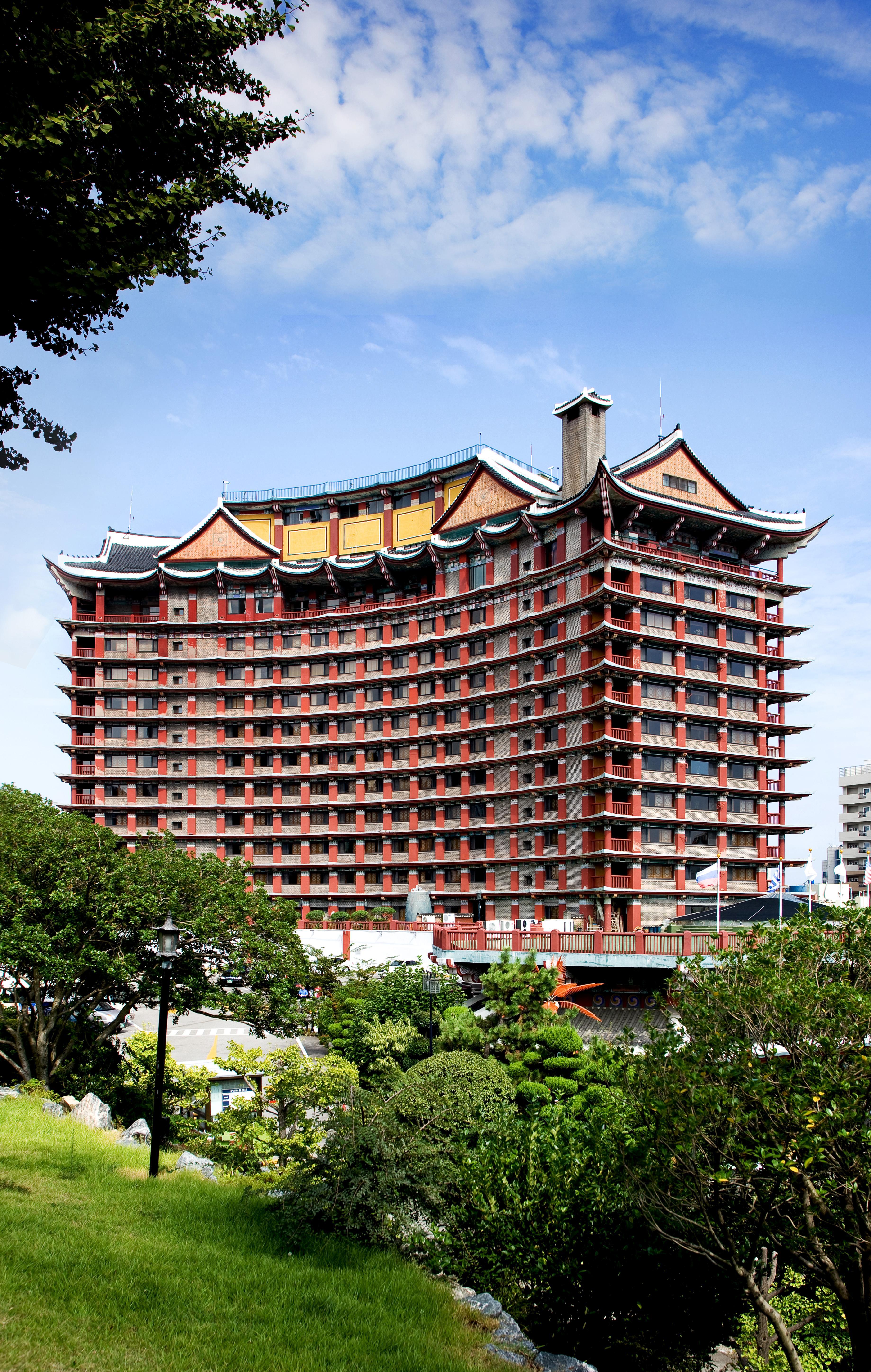 Commodore Hotel Busan Exterior photo