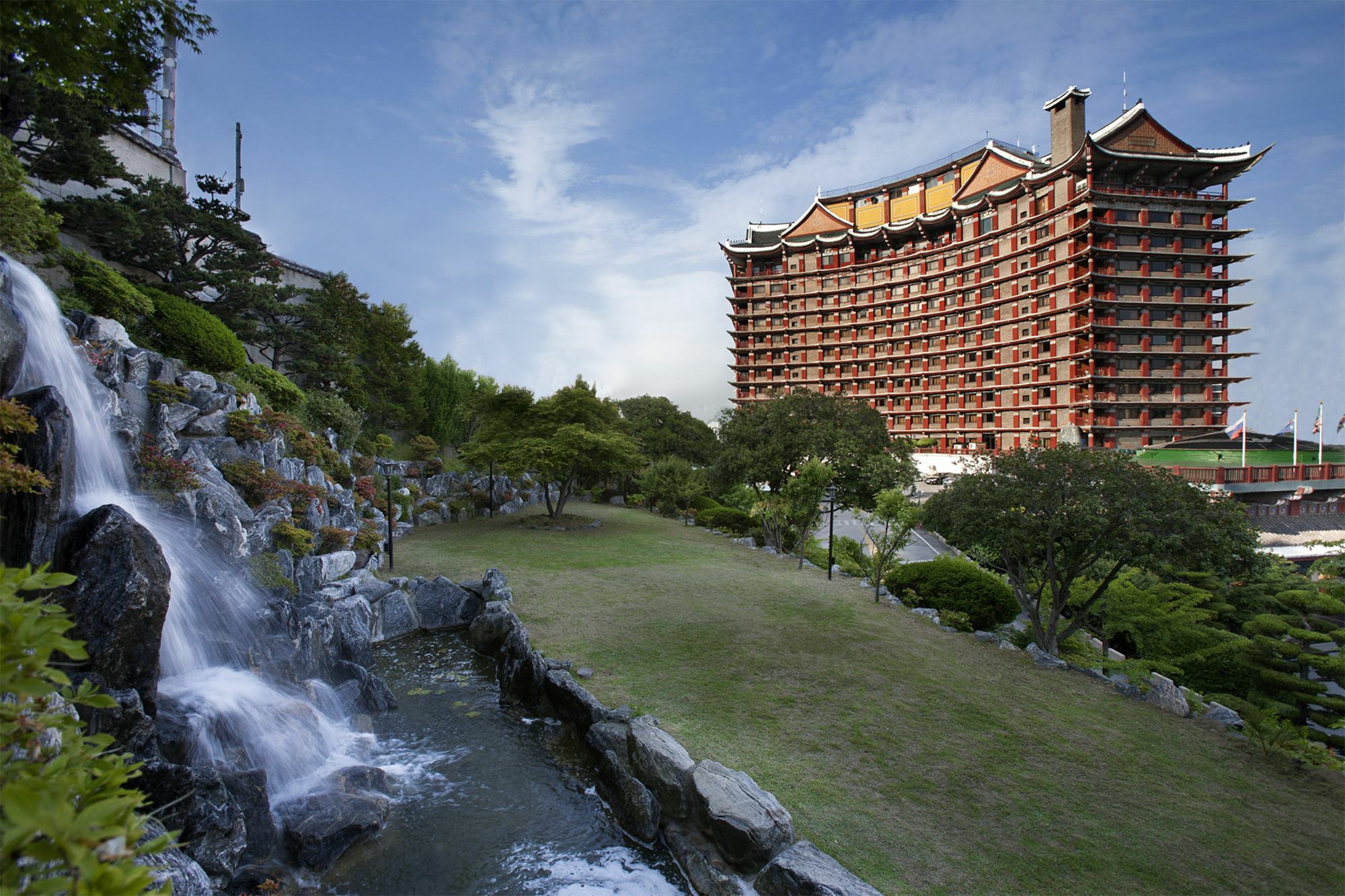Commodore Hotel Busan Exterior photo
