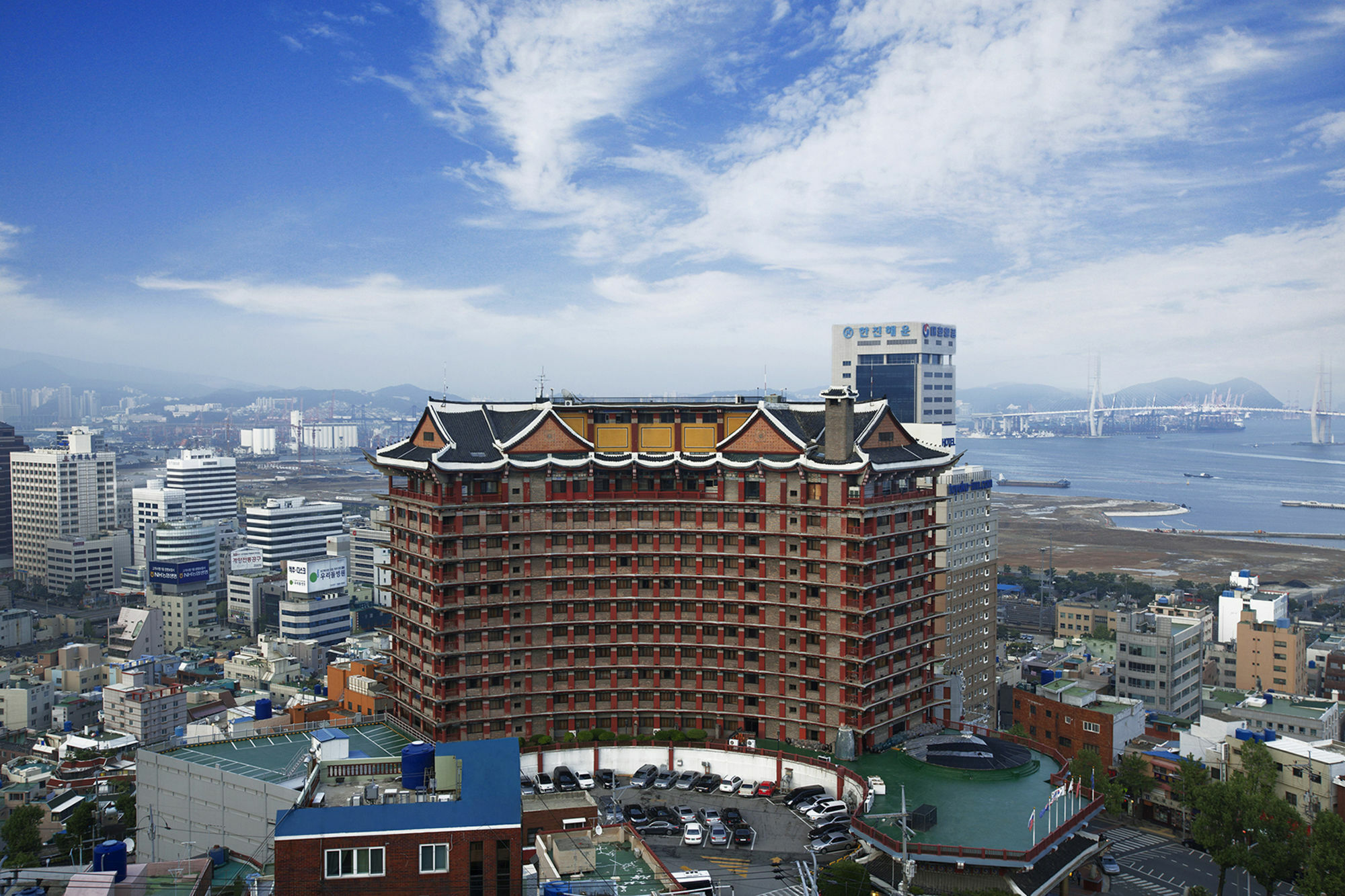 Commodore Hotel Busan Exterior photo